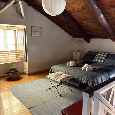 別荘 Casa De La Fuente De Vista Alegre サリア
