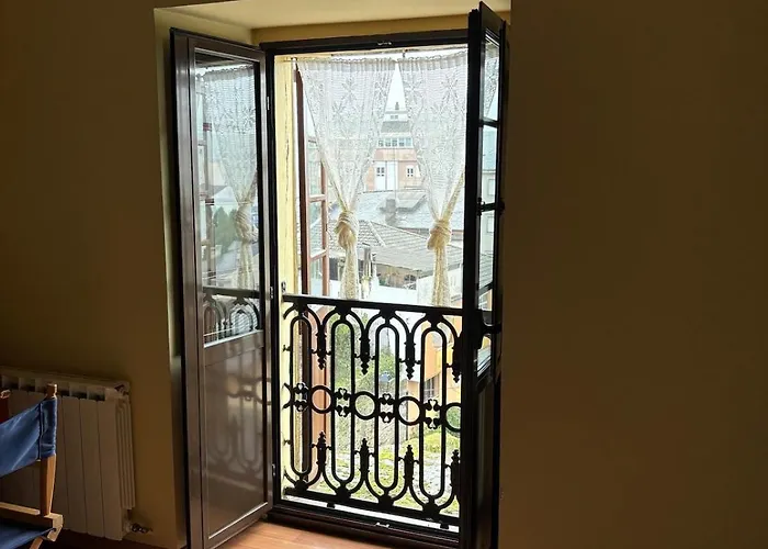 Casa De La Fuente De Vista Alegre 別荘 *